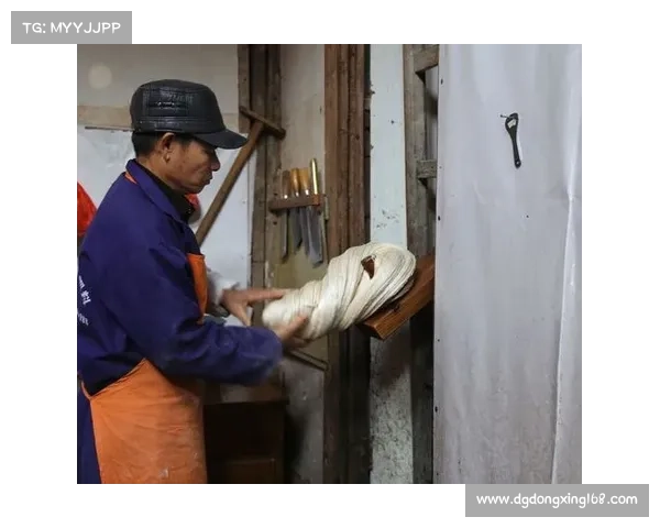灌香糖的制作工艺与历史起源探析及其文化传承 灌香糖的制作工艺与历史起源探析及其文化传承